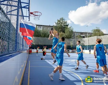 Освещение спортивных кортов в рамках муниципального проекта